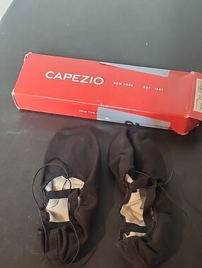 Capezio Black Canvas Ballet Shoes with Red Box